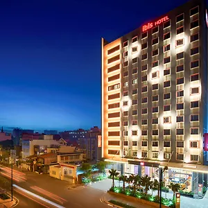 Ibis Saigon Airport Hotel Ho Chi Minh City